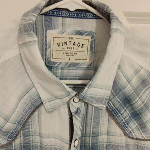 Men's BKE Vintage Men's Light Blue Plaid Shirt Size Large, Like New..